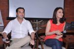 Preity Zinta at Ishq in paris trailor launch in Juhu on 7th Sept 2012 (77).JPG